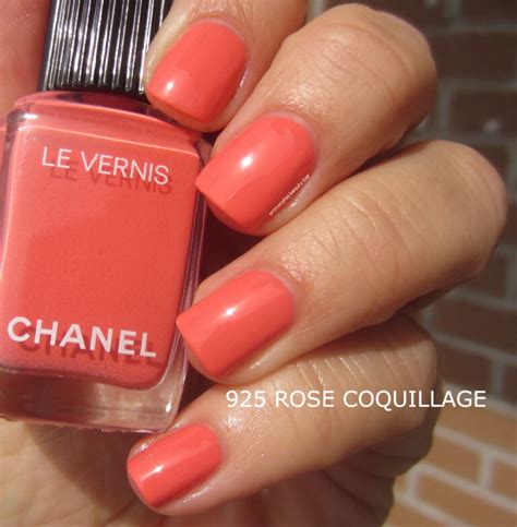 chanel vernis rose coquillage|Chanel le vernis colors.